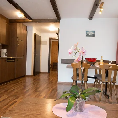 Haus Alba Appartement Saas-Almagell Kamer foto